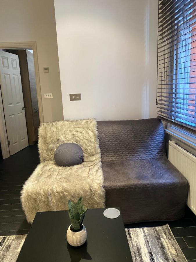 דירות לונדון Beautiful Modern Studio In High Street Kensington מראה חיצוני תמונה