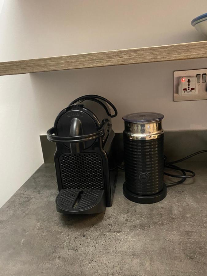 דירות לונדון Beautiful Modern Studio In High Street Kensington מראה חיצוני תמונה