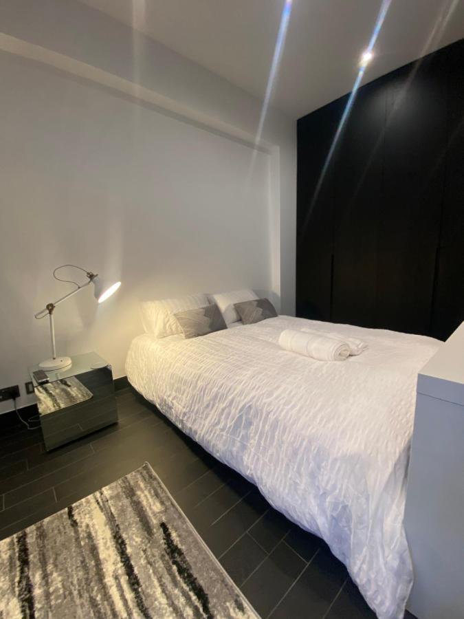 דירות לונדון Beautiful Modern Studio In High Street Kensington מראה חיצוני תמונה