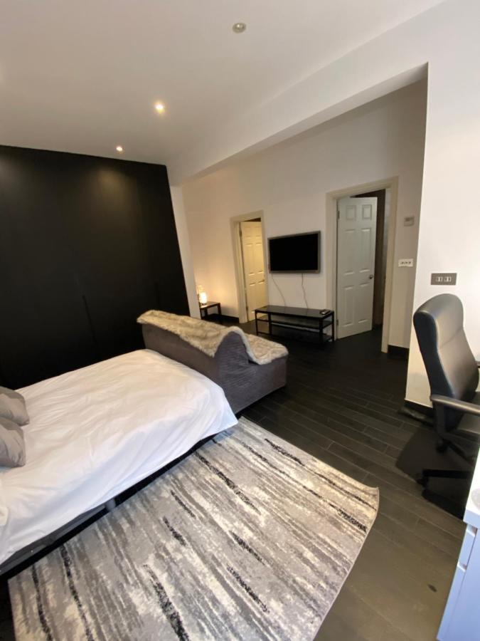 דירות לונדון Beautiful Modern Studio In High Street Kensington מראה חיצוני תמונה
