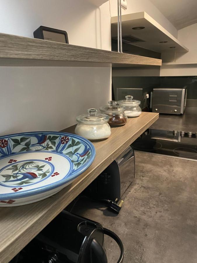 דירות לונדון Beautiful Modern Studio In High Street Kensington מראה חיצוני תמונה