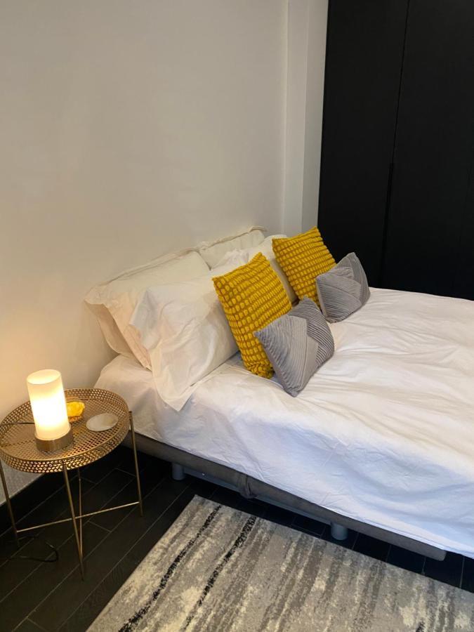 דירות לונדון Beautiful Modern Studio In High Street Kensington מראה חיצוני תמונה
